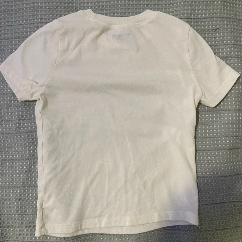 Old Navy ‘Positive energy’ Baby T-shirt. Size 4T